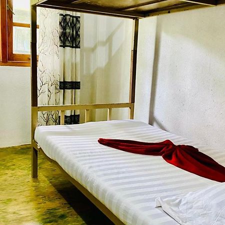 Dutchman House Sri Lanka Hostel Matara Ngoại thất bức ảnh